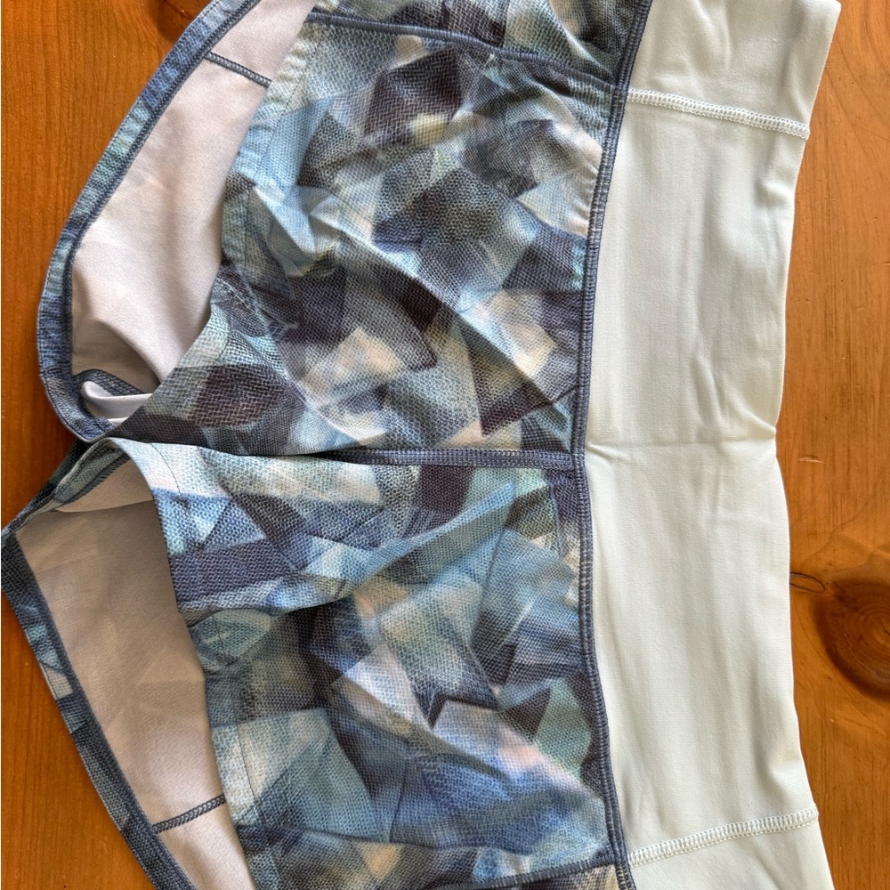 Lululemon Speed Up Low Rise 2.5” Short